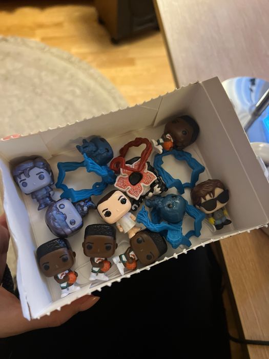 Продам іграшки з Кіндер «Дивні дива»