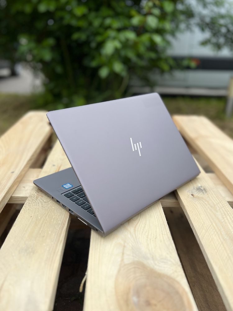 Radeon Pro WX 3100 2GB/HP ZBook 14U G5/i7-8550U/16GB/512GB/14"FHD IPS