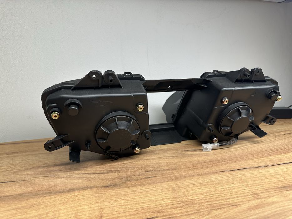 Lampa Leflektor przód Yamaha R6 RJ11 06-07