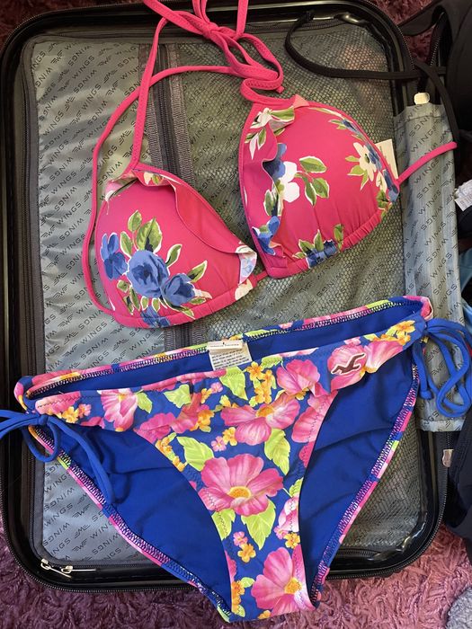 Купальники розмір S prettylittlething