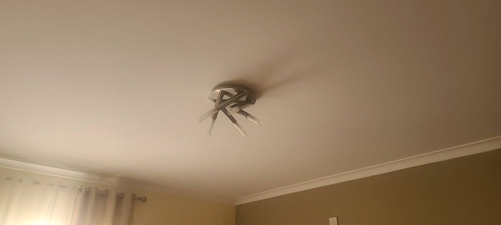 Candeeiro de teto + 2 de mesinha de cabeceira