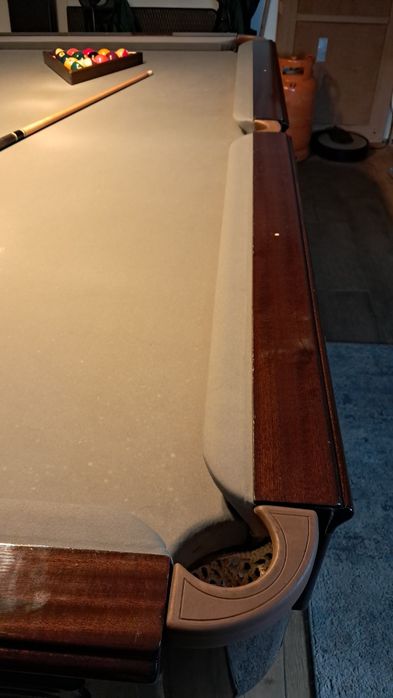 Bilhar usado mas impecável
