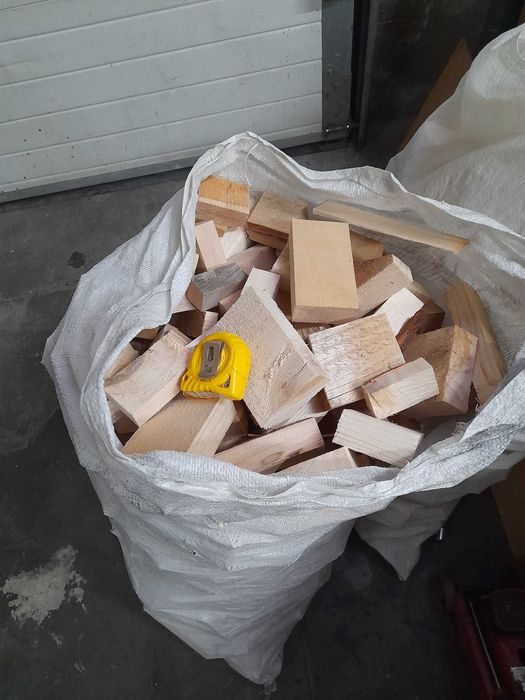 Drewno opałowe rozpałkowe w workach mozliwy dowóz
