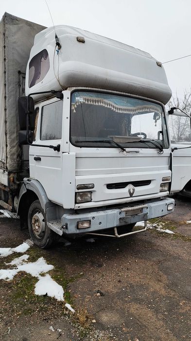 Кабіна Renault Midliner Рено Мідлаінер