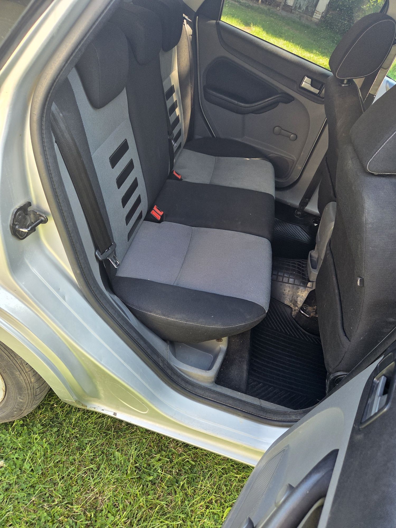 Ford focus mk2 2009