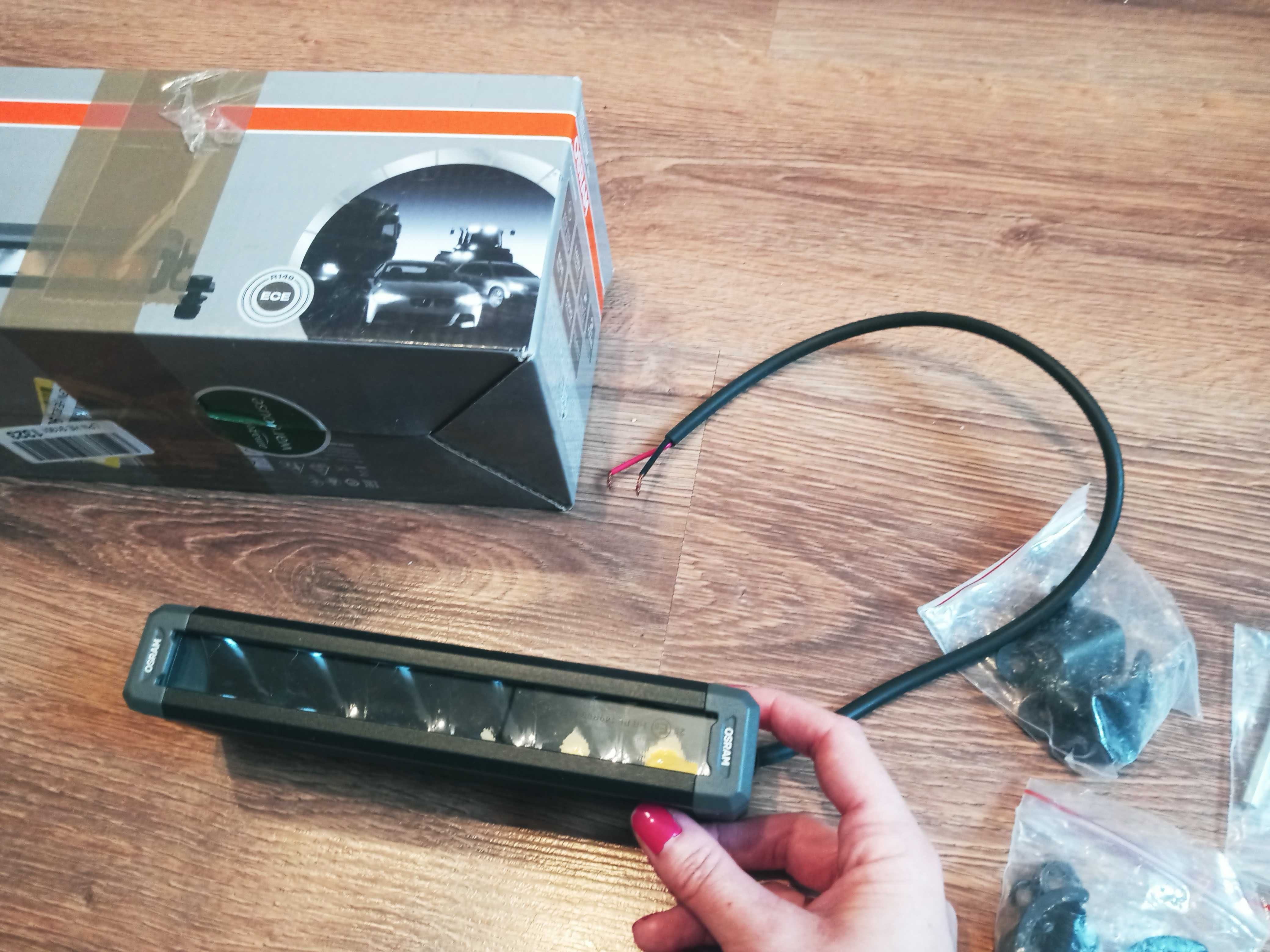 Zestaw lamp do auta LEDring Lightbar VX180-SP SR