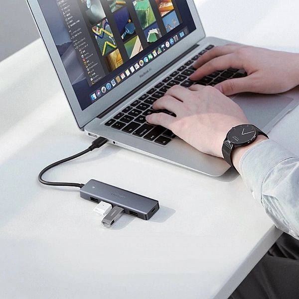 Ugreen rozdzielacz Hub Usb Typ C - 4x Usb 3.2 Gen 1 z portem zasilania