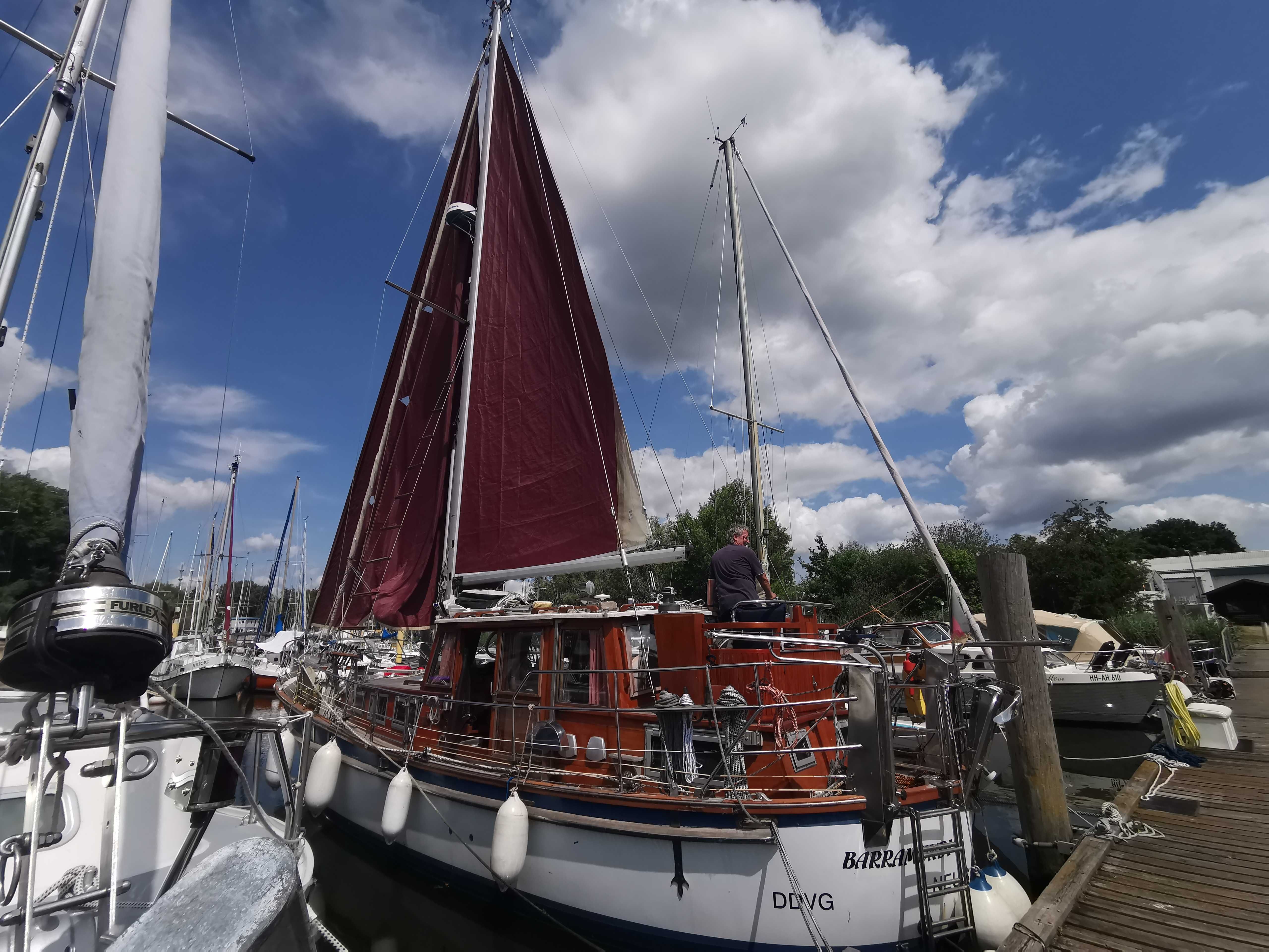 Faenoe 36 motosailor