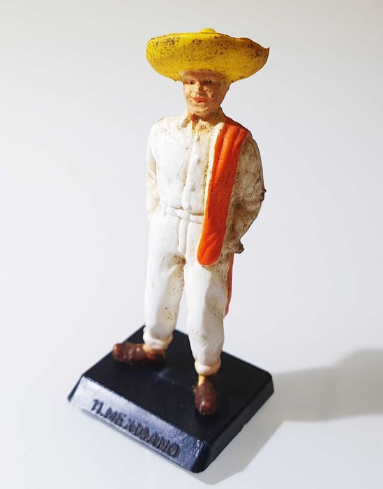 Antigo Brinde Azur ~ "TRAGES do MUNDO / MEXICANO" ~ Anos 60 ~ RARO