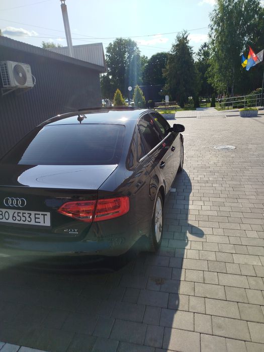 Audi A4 B8 Quattro 2.0 TFSI 2011 року