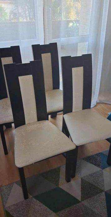 4 krzesła używane cena za jedno 75 zł