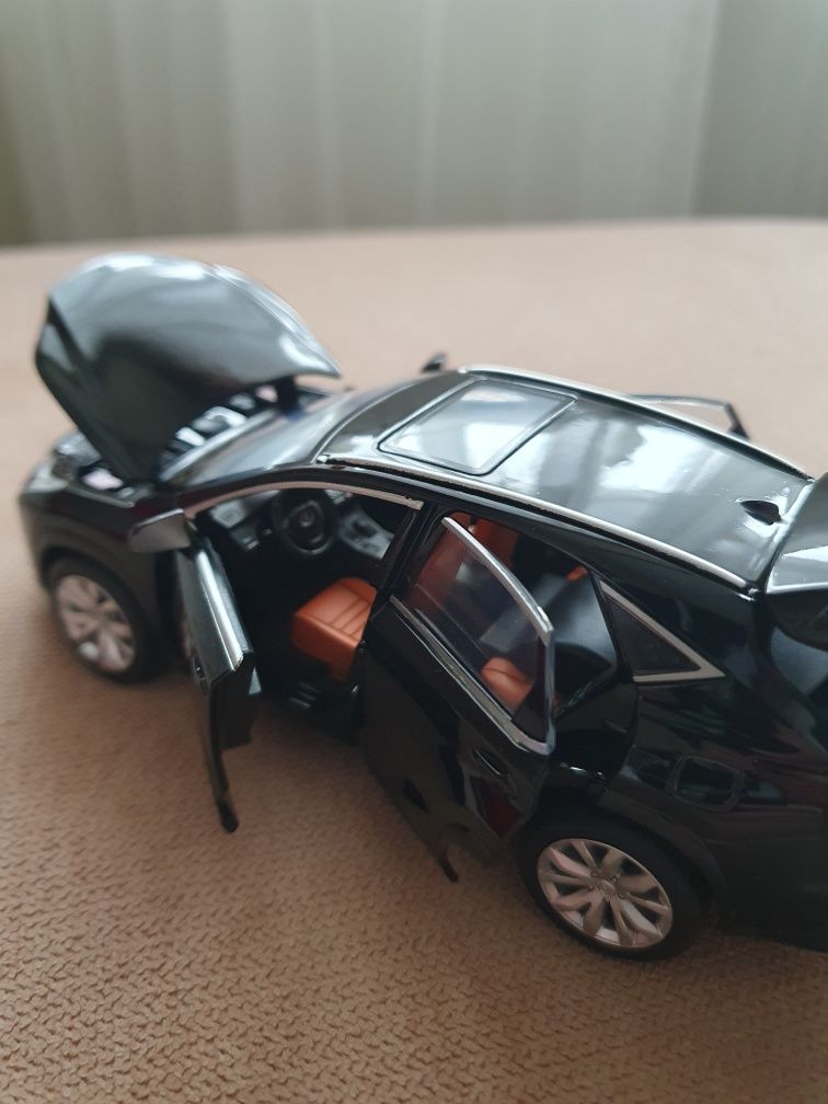 Lexus NX 1:32 метал