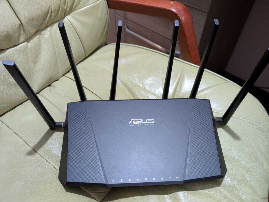 Роутер ASUS RT-AC3200 4 Port Tri-Band Wireless Router