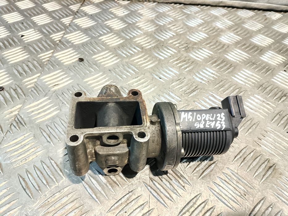 Zawór Egr Opel Vectra C 1.9 Cdti  55215031 Pierburg