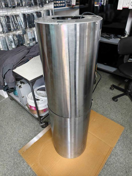 Вытяжка островная подвесная  потолочная Klarstein Beretta. 99 -117 см