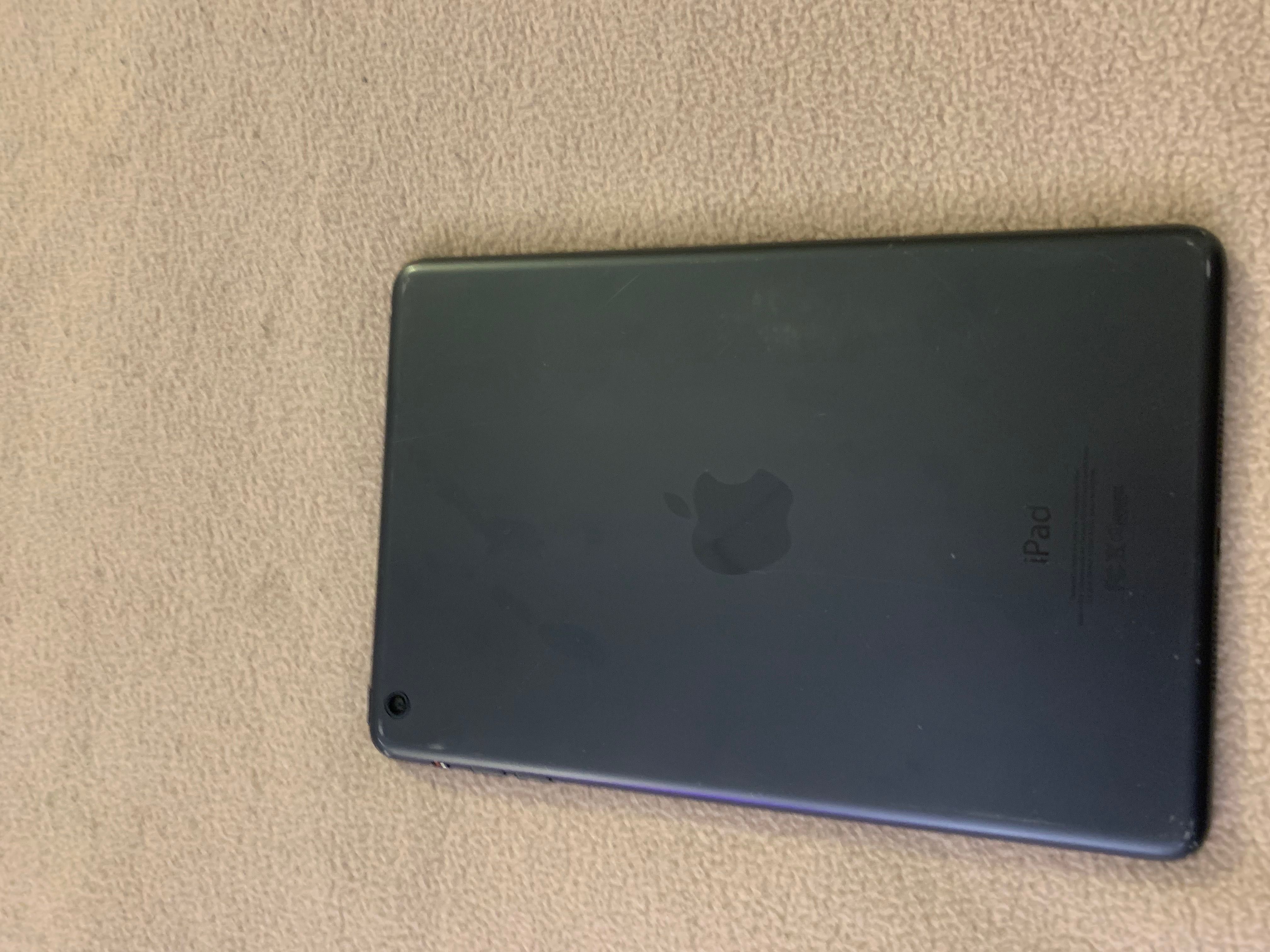 Apple iPad Mini 1st Gen (A1432) 7.9" 32GB - Preto/Cinzento Sid., WiFi