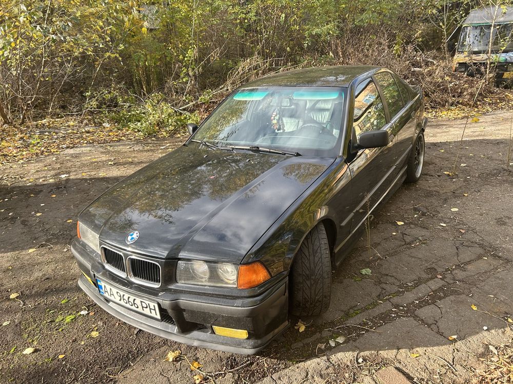 Продам BMW E36 328