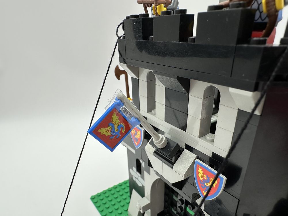Lego 6085 Black Monarch’s Castle