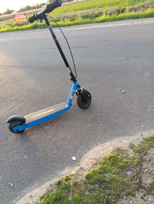 Hulajnoga elektryczna Razor