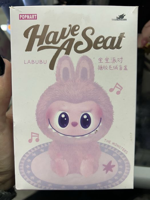 Nowe la bubu siedzace la fufu