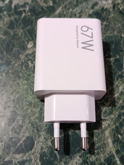 Турбо - зарядка Xiaomi для смартфона 67 W