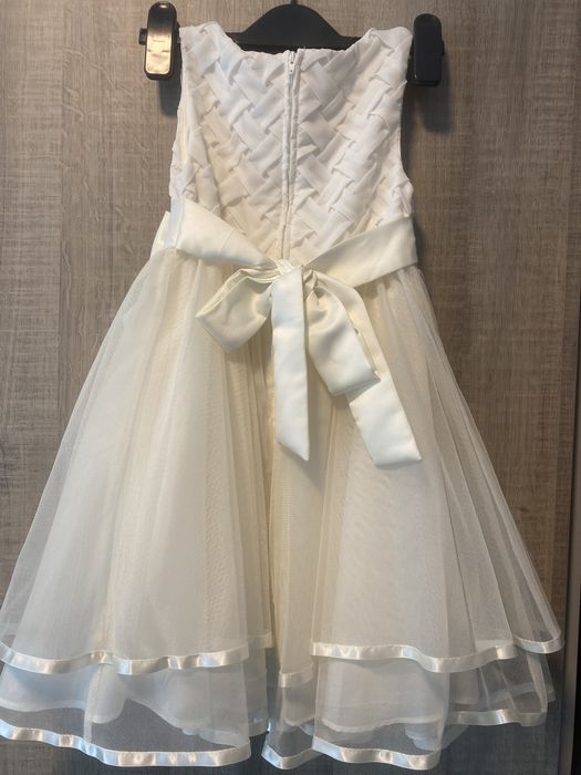 Платье на девочку 3-4 года