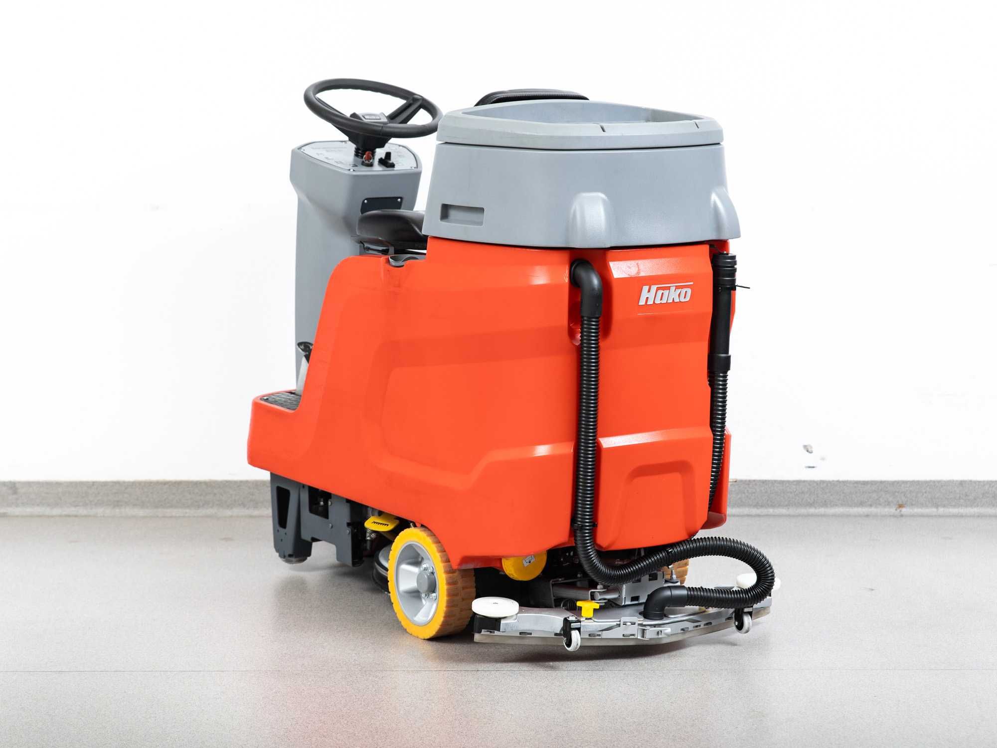 Szorowarka Hako Scrubmaster B75 R NOWE BATERIE 2021r 655h 24000netto