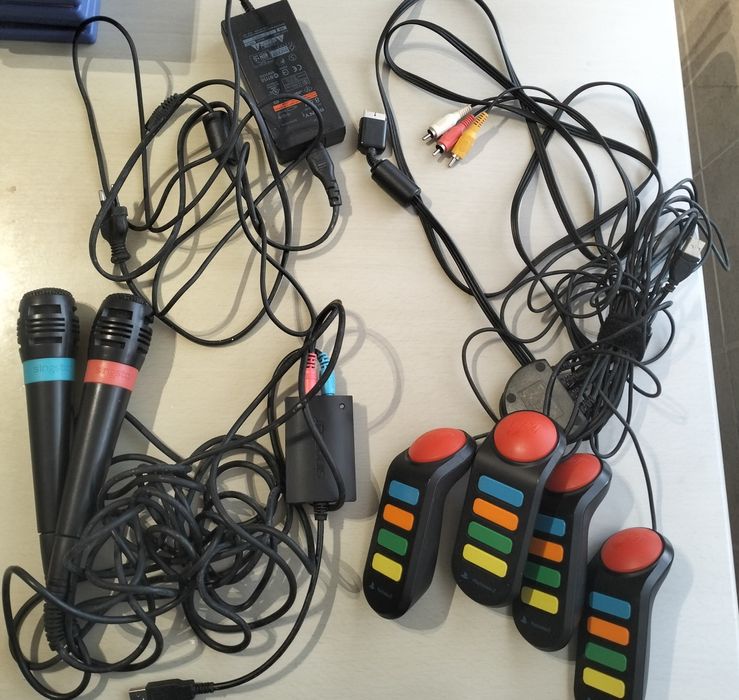 Ps2 Slim +2 comandos+10 jogos+ acessórios