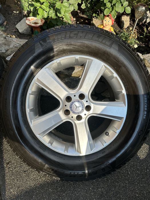 Диски Mercedes 18 з резиною Michelin 285/60/r18