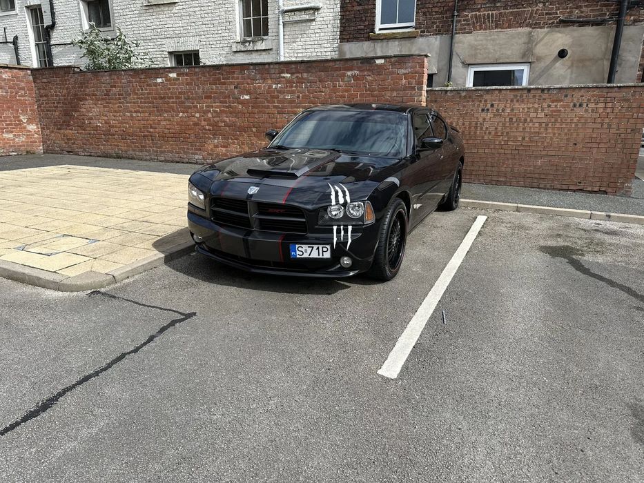 Dodge Charger R/T 5.7 2009 376hp/420hp