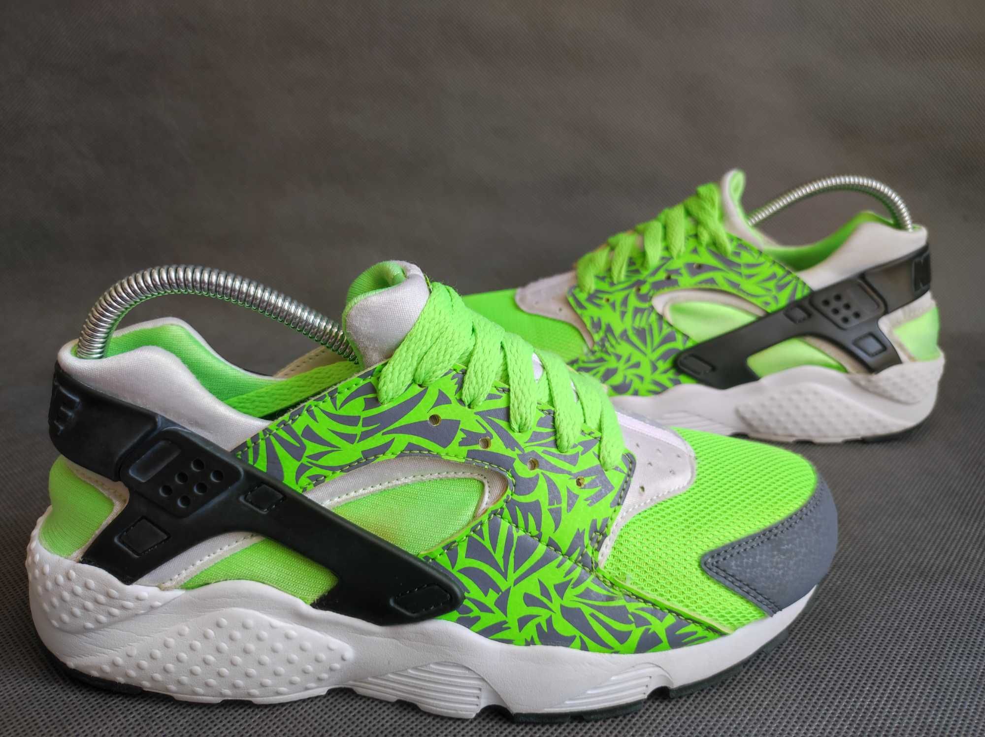 - NIKE Huarache Run Print GS - Buty do biegania r. 39-40 / 24,6 cm
