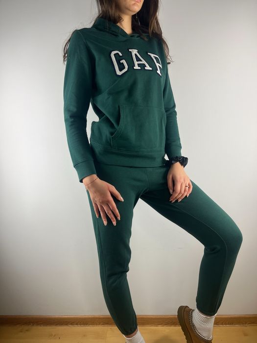 Butelkowa zielen komplet zestaw bluza spodnie GAP rozmiar XS