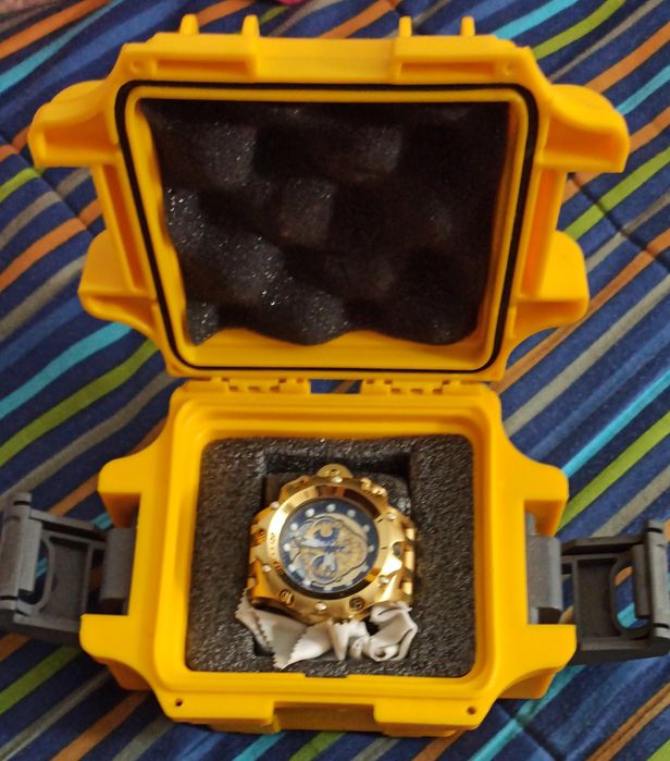 3 relógios invicta original usa,  vendo ou troco