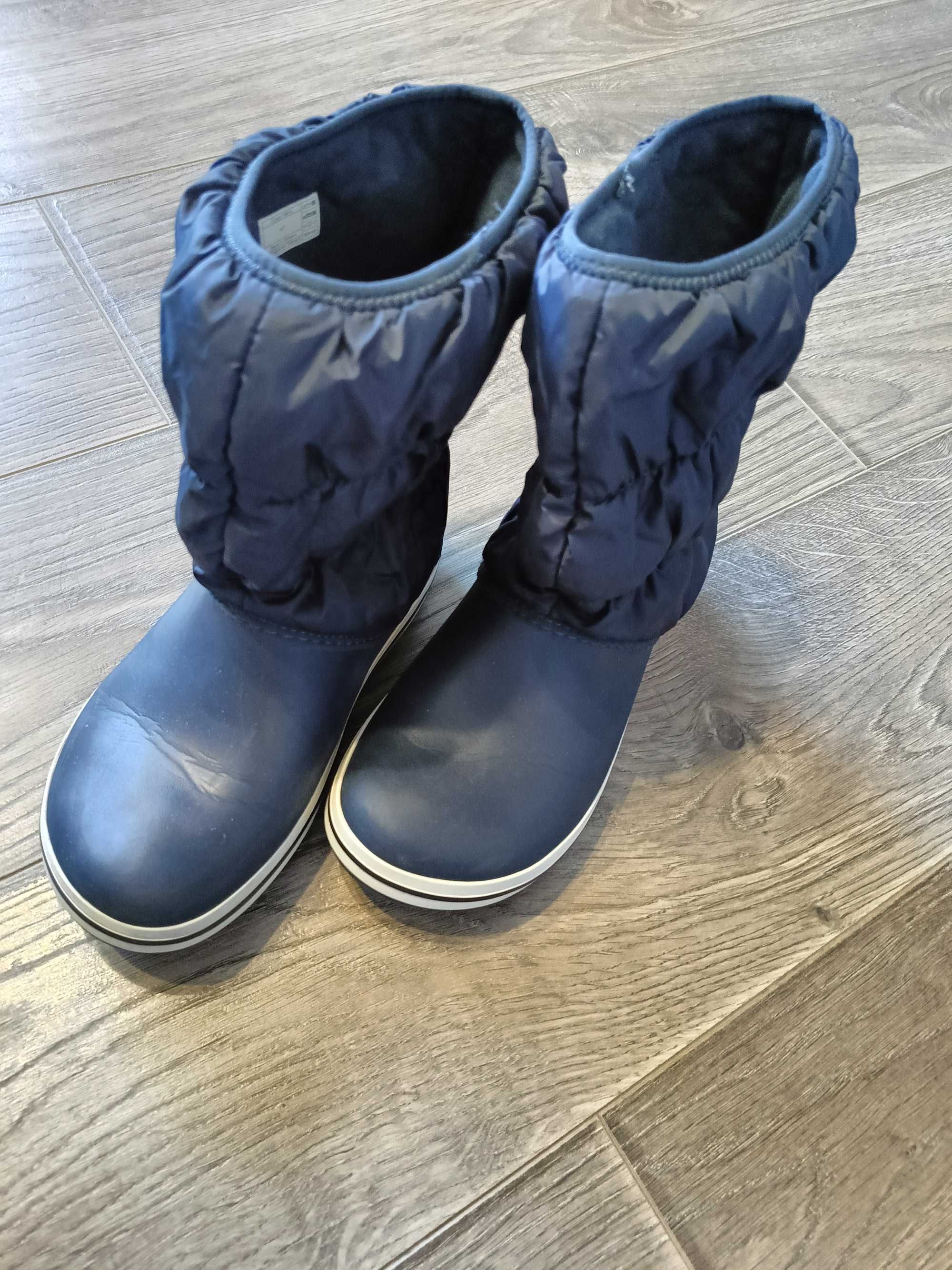 Crocs w7 стан ідеальний