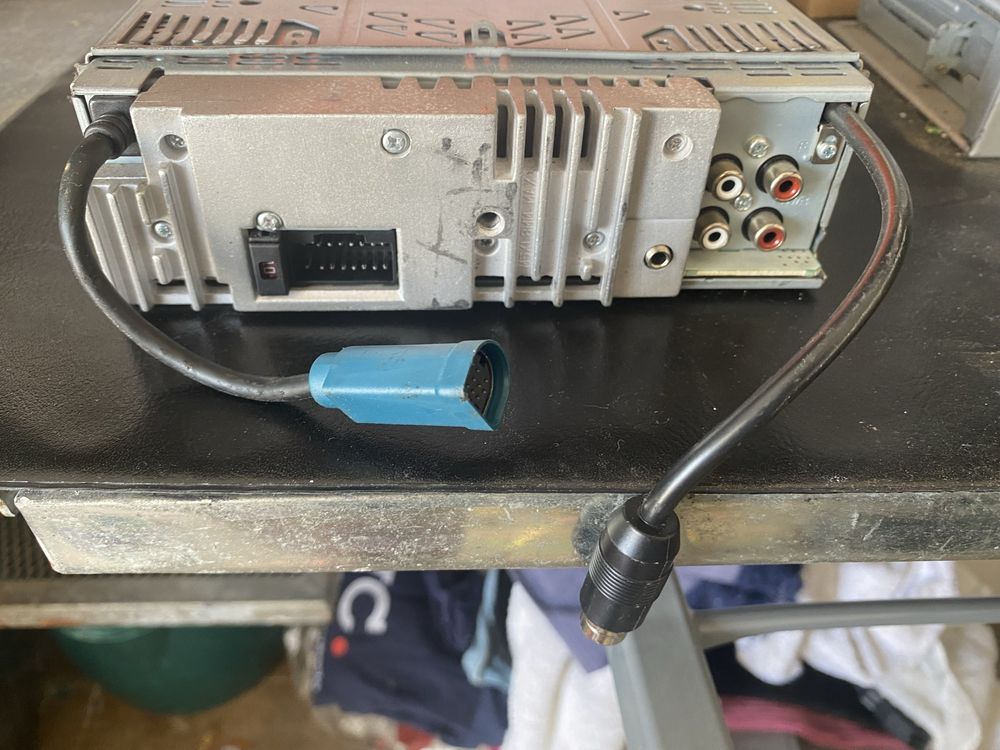 Radio carro em bom estado