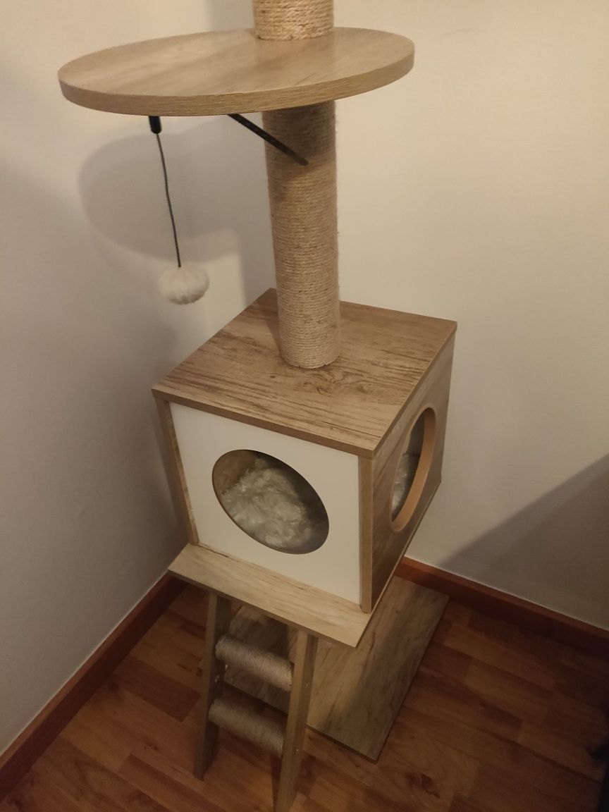 Torre para gatos