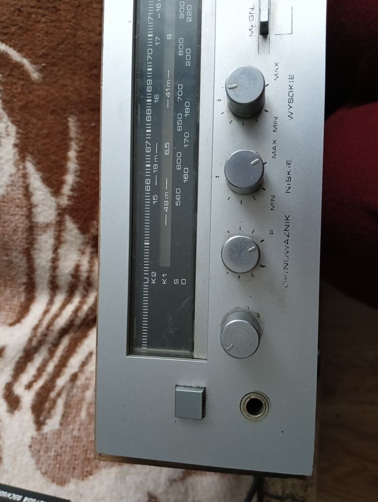 Sprzedam stare radio UNITRA