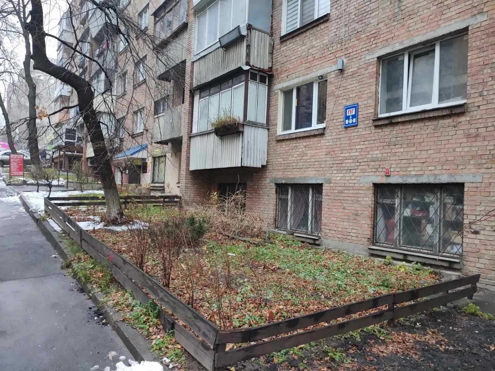 Фасад 152квм Комерція Офіс Магазин Центр Клініка Золотустівська 51