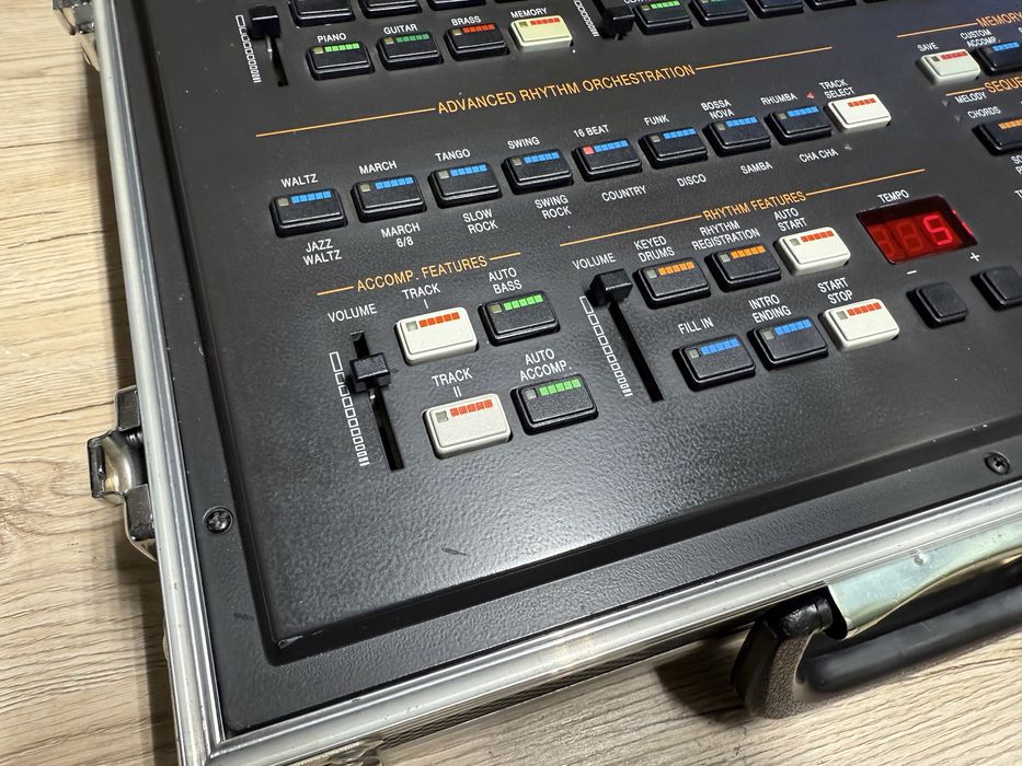 Orla SE 41 електронний синтезатор