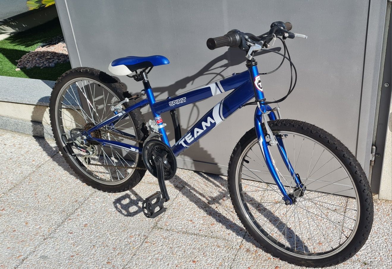 Vendo Bicicleta Nova