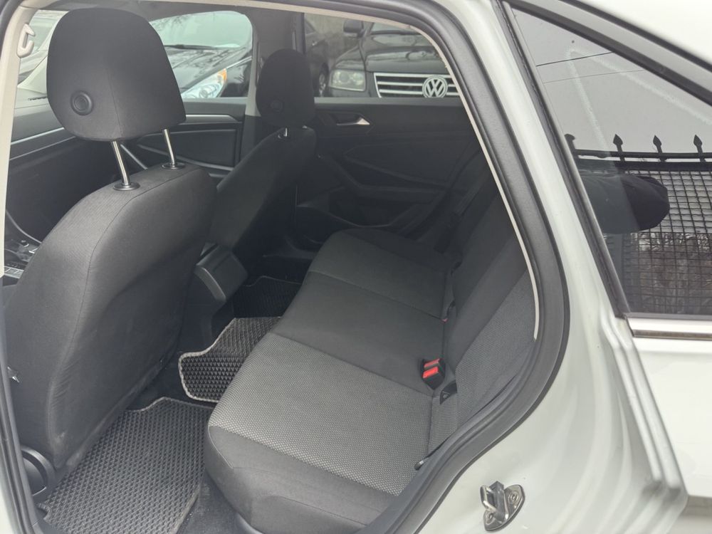 Продам vw jetta 1.4 tsi 2019