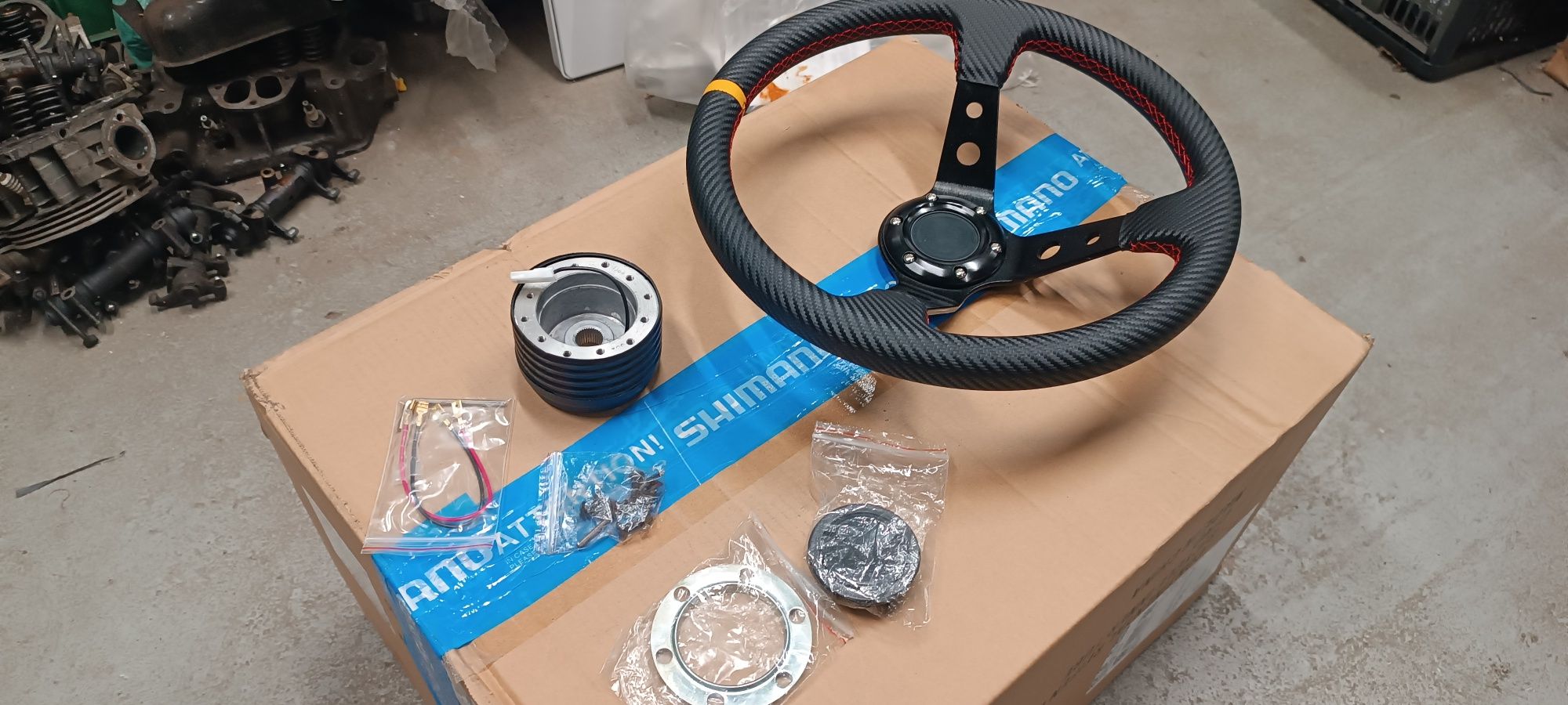 Fiat 126p kierownica sportowa + naba + przycisk klaksonu nowe