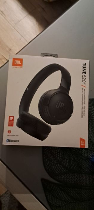 JBL TUNE 520BT Słuchawki  Bluetooth 57H PURE BASS CZARNE