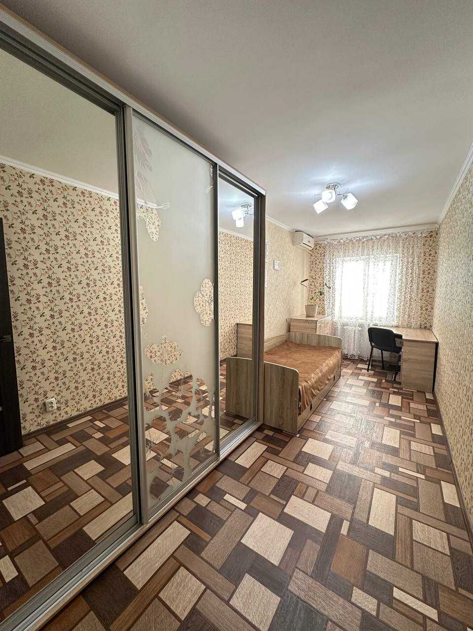 Продам 3к квартиру жм Приднепровск ул Роторная 23б