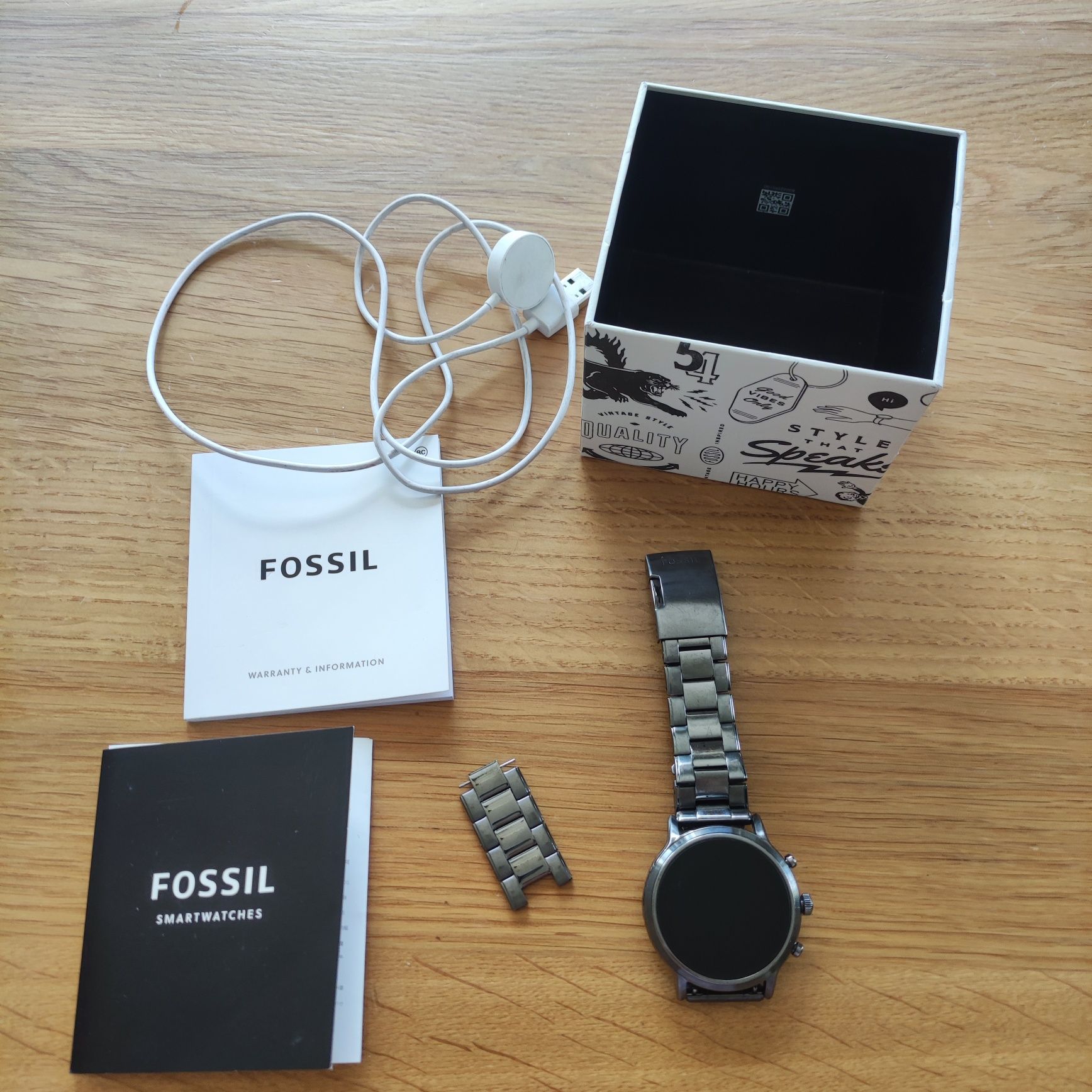 Zegarek smartwatch FOSSIL Carlye HR 1408 (dw10f1)