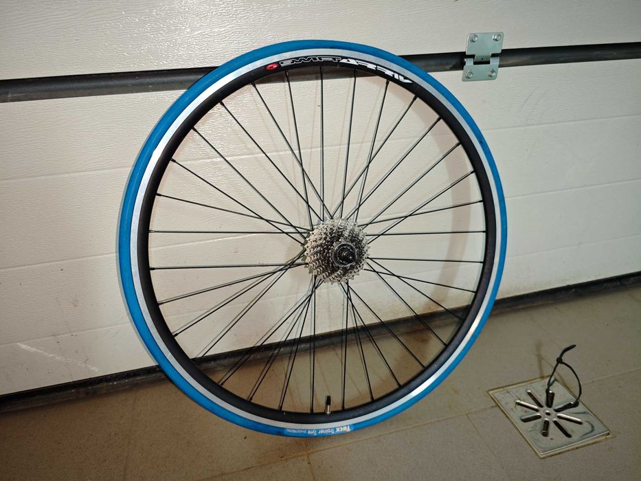 koło rowerowe 28" kompletne