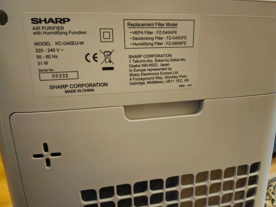 Oczyszczacz powietrza Sharp KC-G40EU-W z funkcją nawilżania