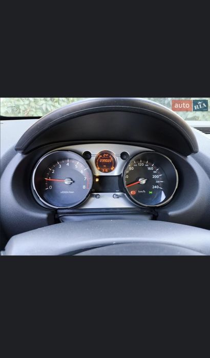 Продам  Черный паркетник  Nissan Qashqai !!!