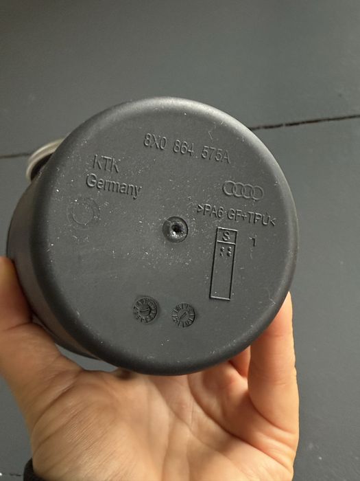 Popielniczka do samochodu Audi