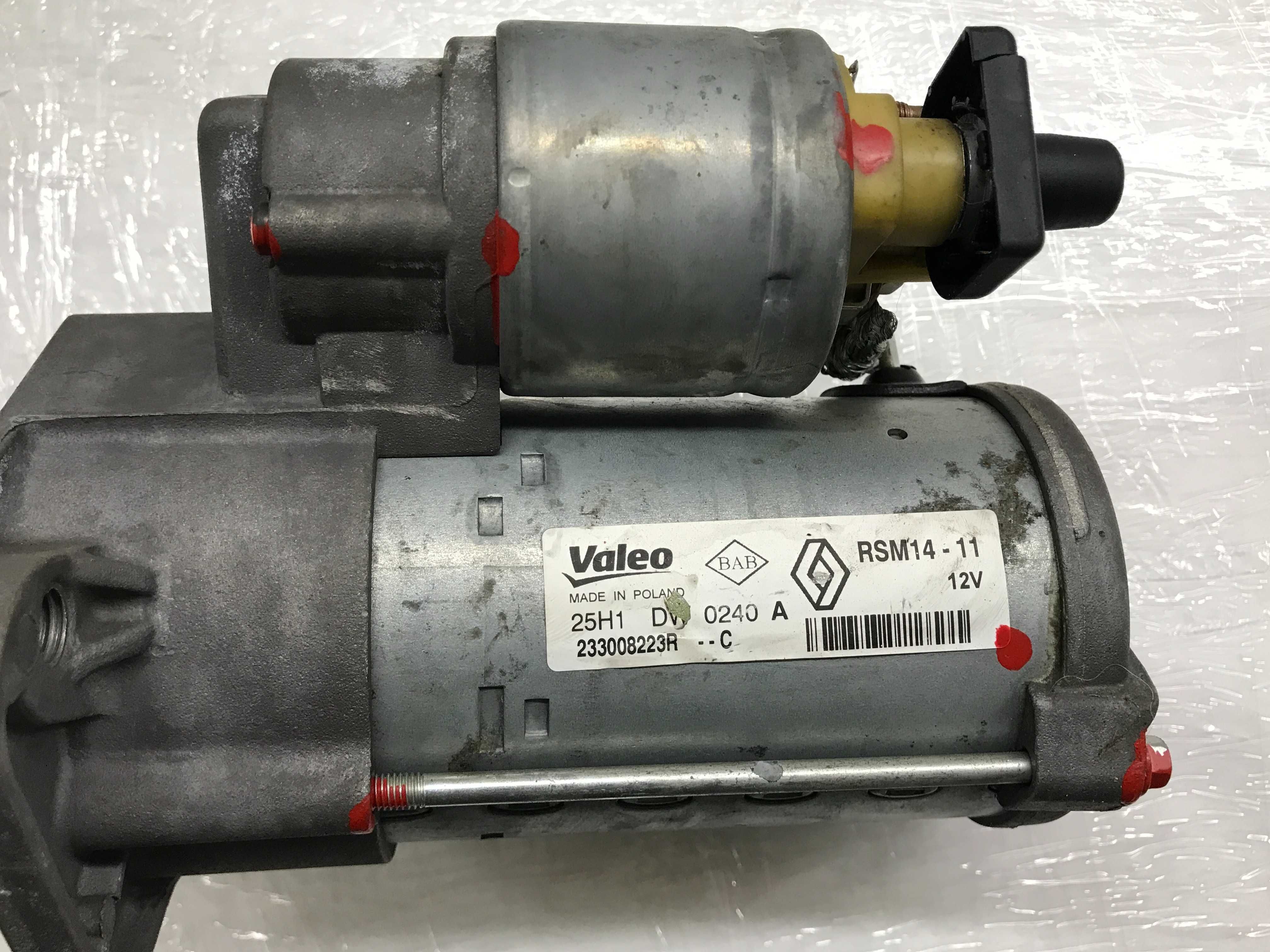 Стартер Renault DUSTER 1.5 К9К запчастини дастер 2 розборка 233008223R